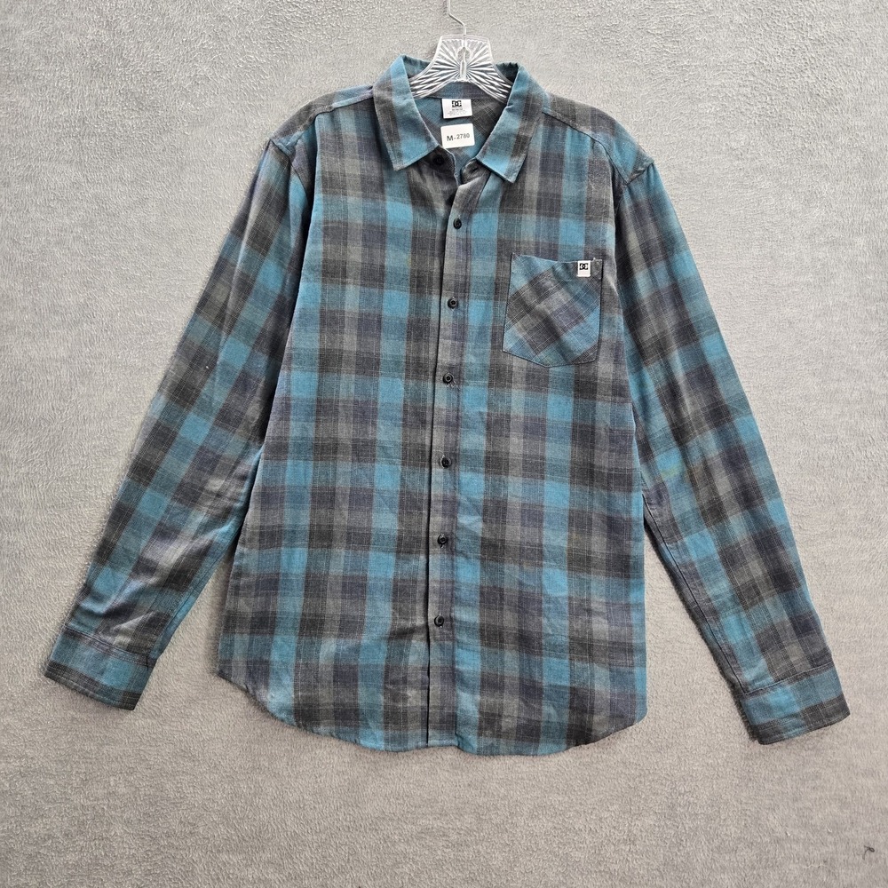 DC Shoes Men Button Up Shirt M Blue Plaid Flannel Logo Long Sleeve Cotton READ